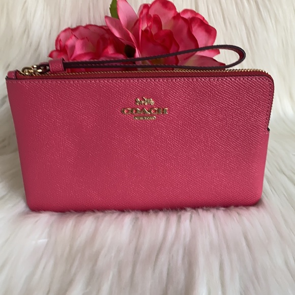 Coach Large Corner Zip Wristlet - Picture 6 of 12